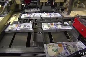 美国经济警报拉响！路透最新调查：关税冲击下衰退概率飙升至45%