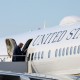 外媒：特朗普拟接受卡塔尔赠送豪华飞机当“空军一号”，引发两党争议，本人回应