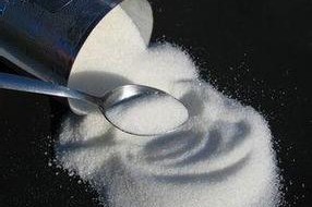 白糖期权权利金的确定因素有哪些？这些因素如何影响权利金价格？